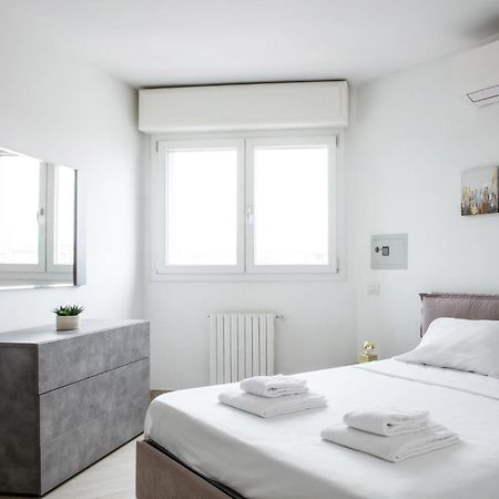 Dehomes - Porta Genova Luxury Stay ミラノ エクステリア 写真